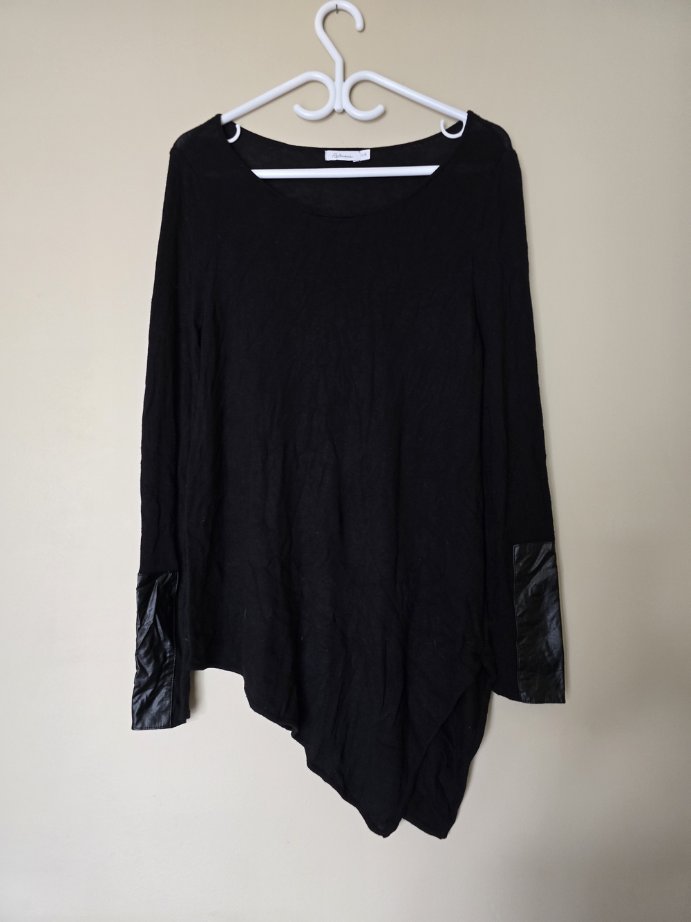 Reitmans Black Fine Knit Top Asymmetrical Large